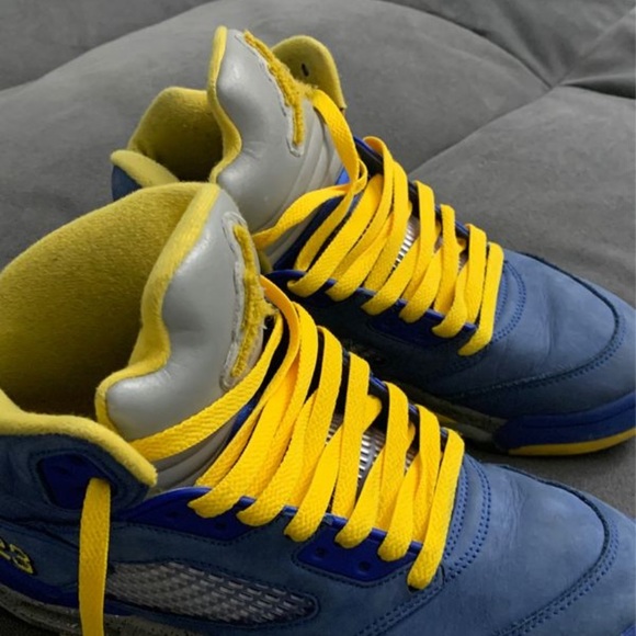 Jordan Retro 5 Laney Men's - Picture 2 of 8